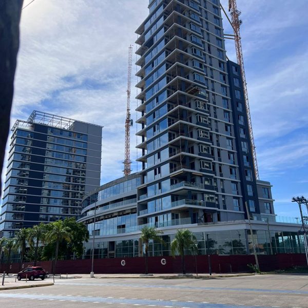 Boulevard De La Costa - BMA Arq - CARPEAL Building