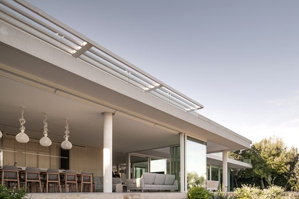 Casa BIANCA - OON Architecture - CARPEAL Country - Fotografía: Mariano Imperial.