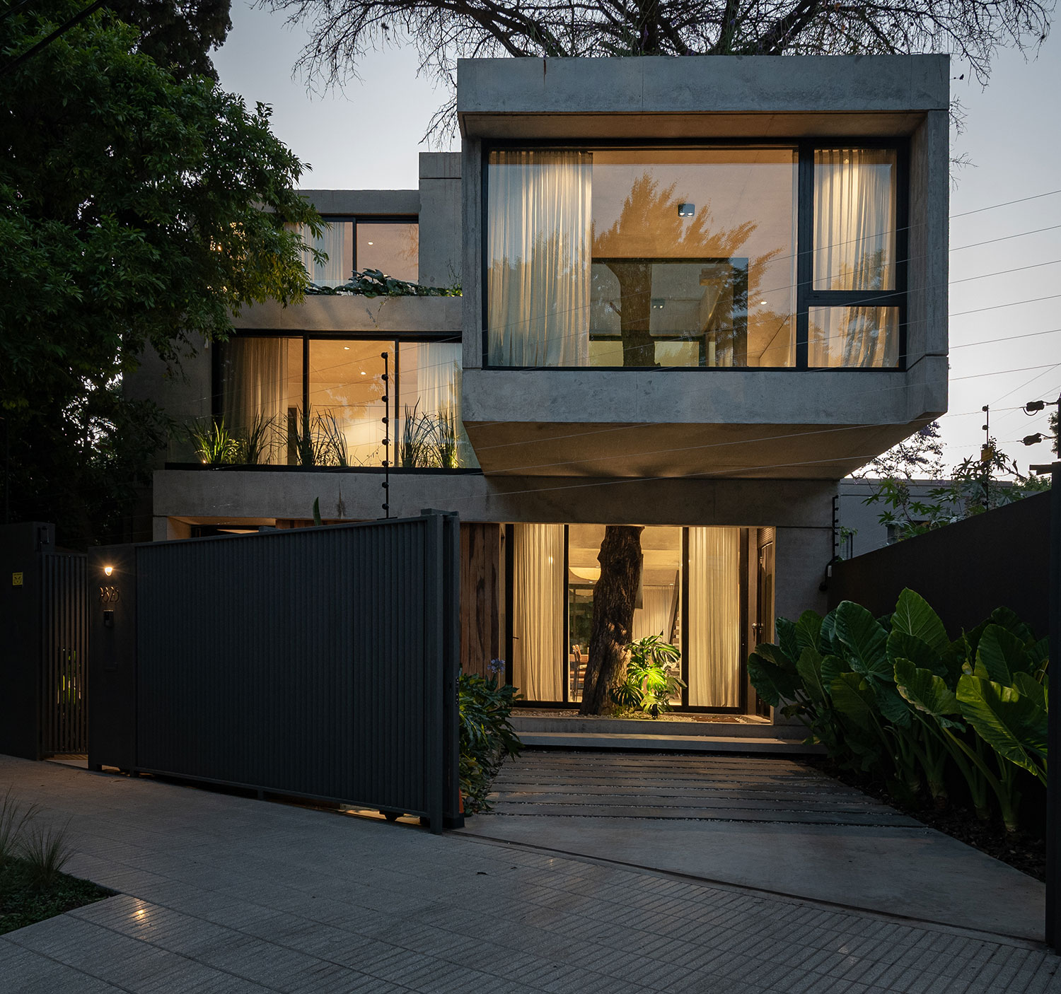 Casa Jaca - FRAG Arquitectura - CARPEAL Haus